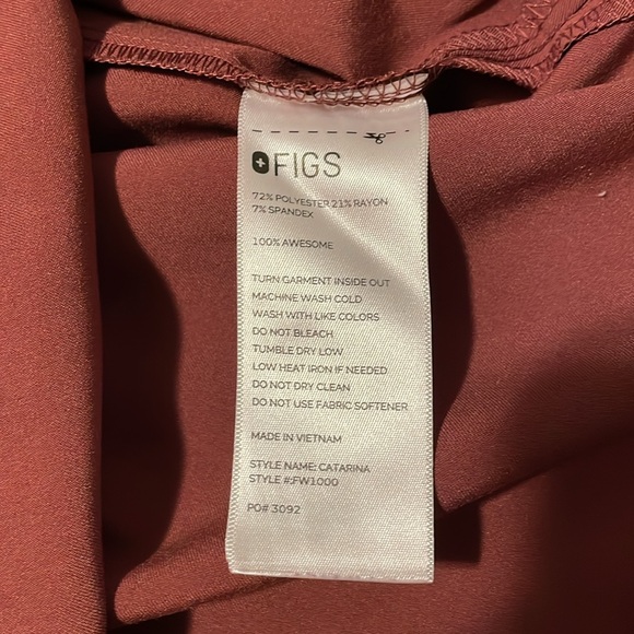 Figs Technical Collection top - Picture 3 of 3